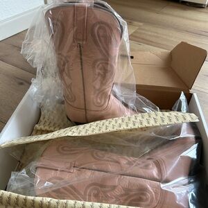 Lucchese Pink Western Boots - NEW!